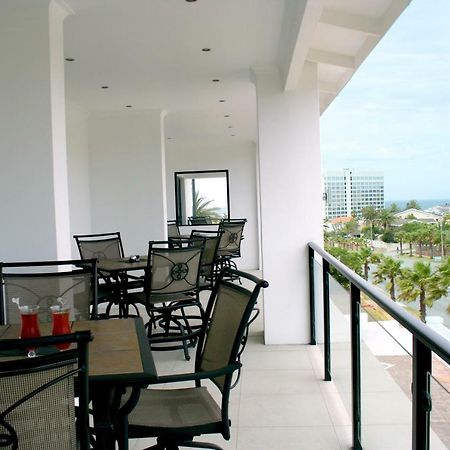 Ahoy Boutique Guest House Порт-Элизабет Экстерьер фото